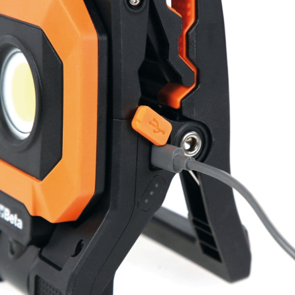 Faretto a pinza ricaricabile, 4 intensità luminose, orientabile, ricarica USB Beta 1838CLAMP