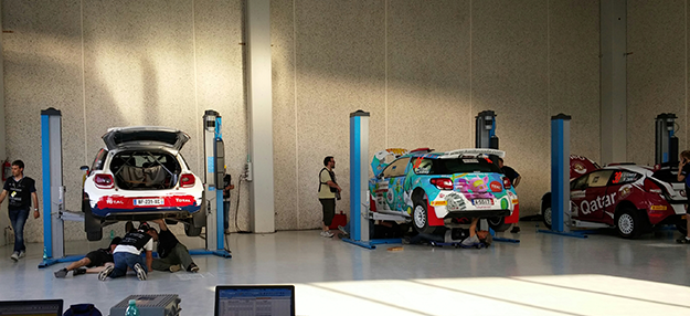 Ponte SOLLEVATORE A DUE COLONNE CON TRASMISSIONE A CARDANO Ravaglioli KPS 306LHE / 3200 kg large