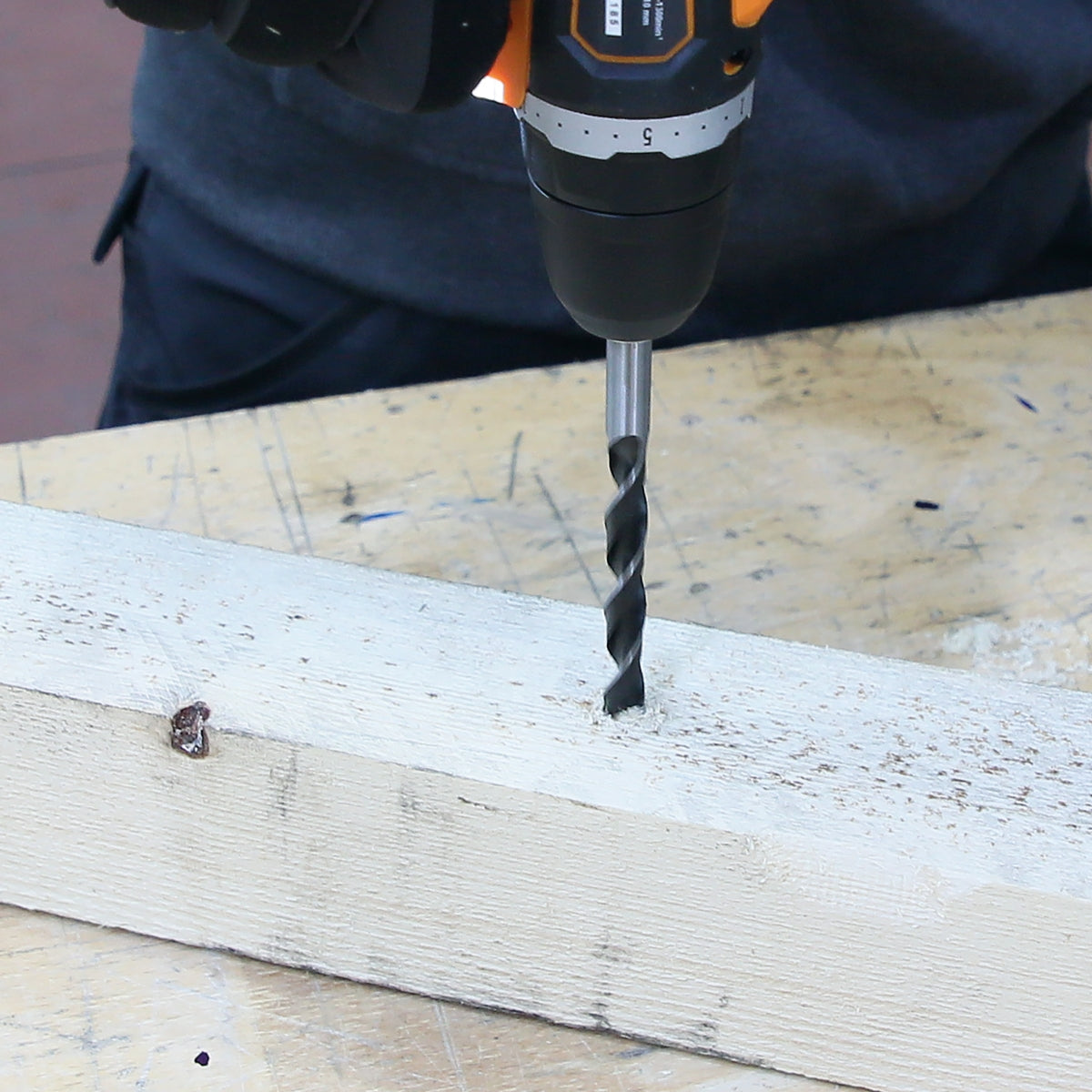 Serie di punte elicoidali cilindriche per legno a 2 taglienti con punta a centrare Beta 420D/SP8