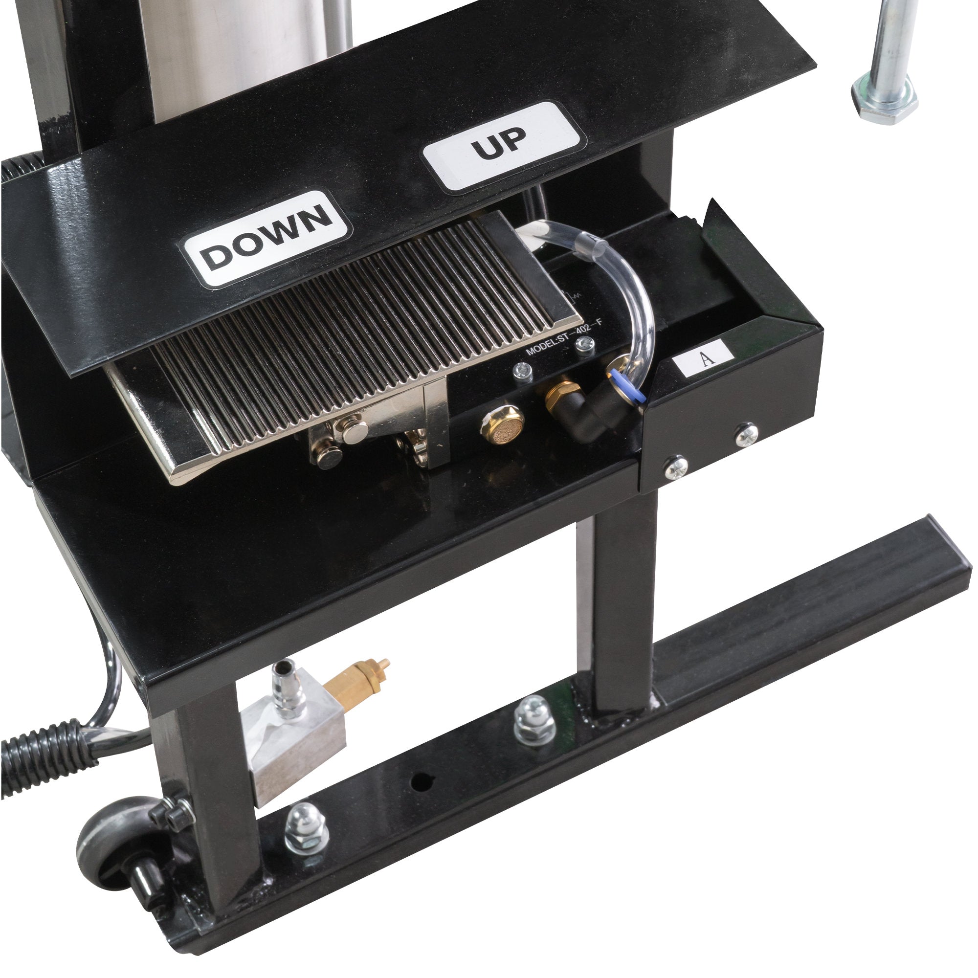 COMPRESSORE PNEUMATICO A MOLLA 1T + VALIGETTA DI UTENSILI DA 216 PEZZI CON BUSSOLE ESAGONALI JBM