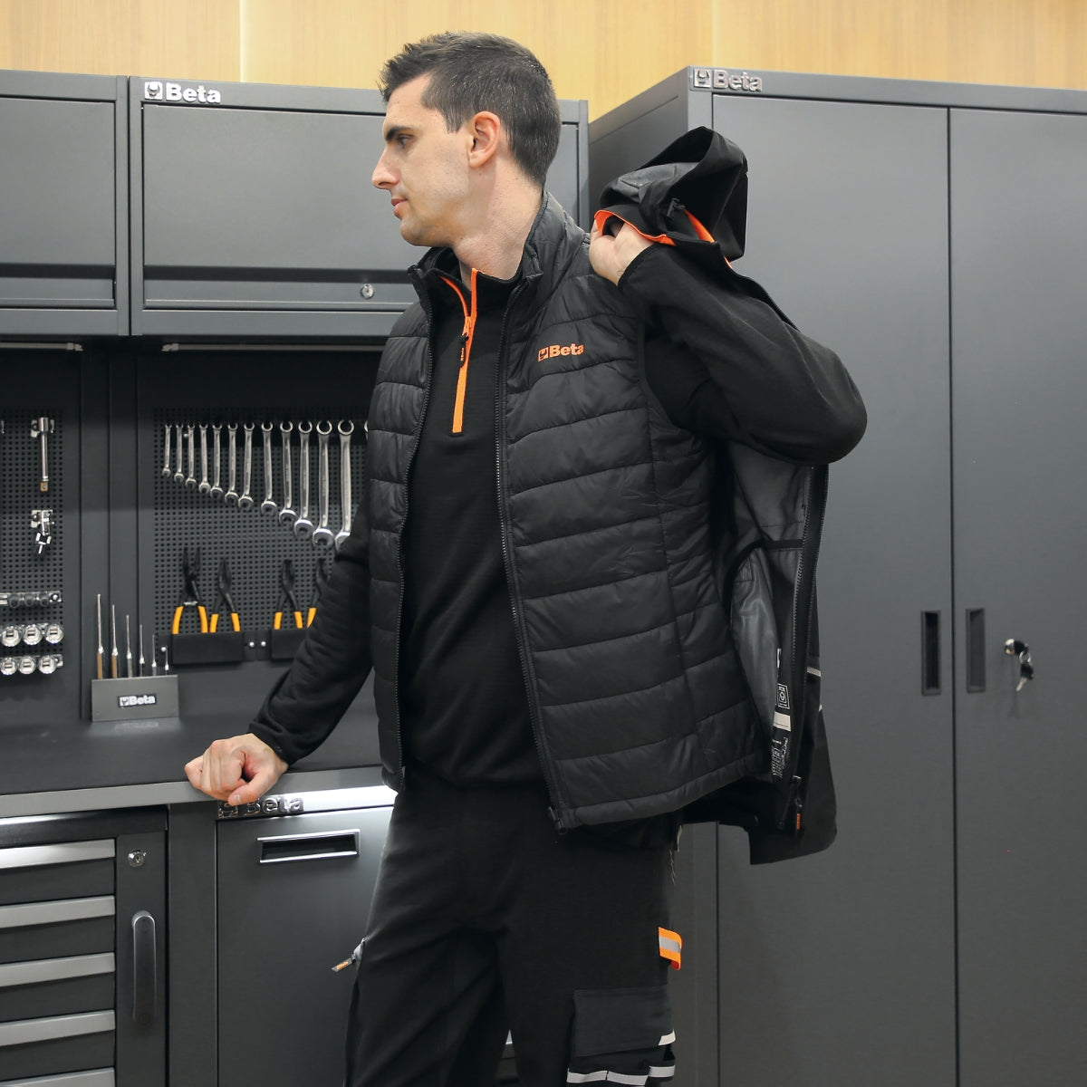 Giacca impermeabile 3 in 1, composta da giacca esterna e gilet removibile Beta 7569NG