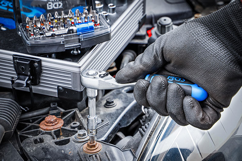 Valigi atecnica con ASSORTIMENTO 85 UTENSILI BGS11510