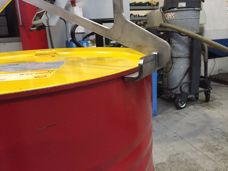 SOLLEVATORE PER FUSTI , MAX 350 KG FERMEC GM001