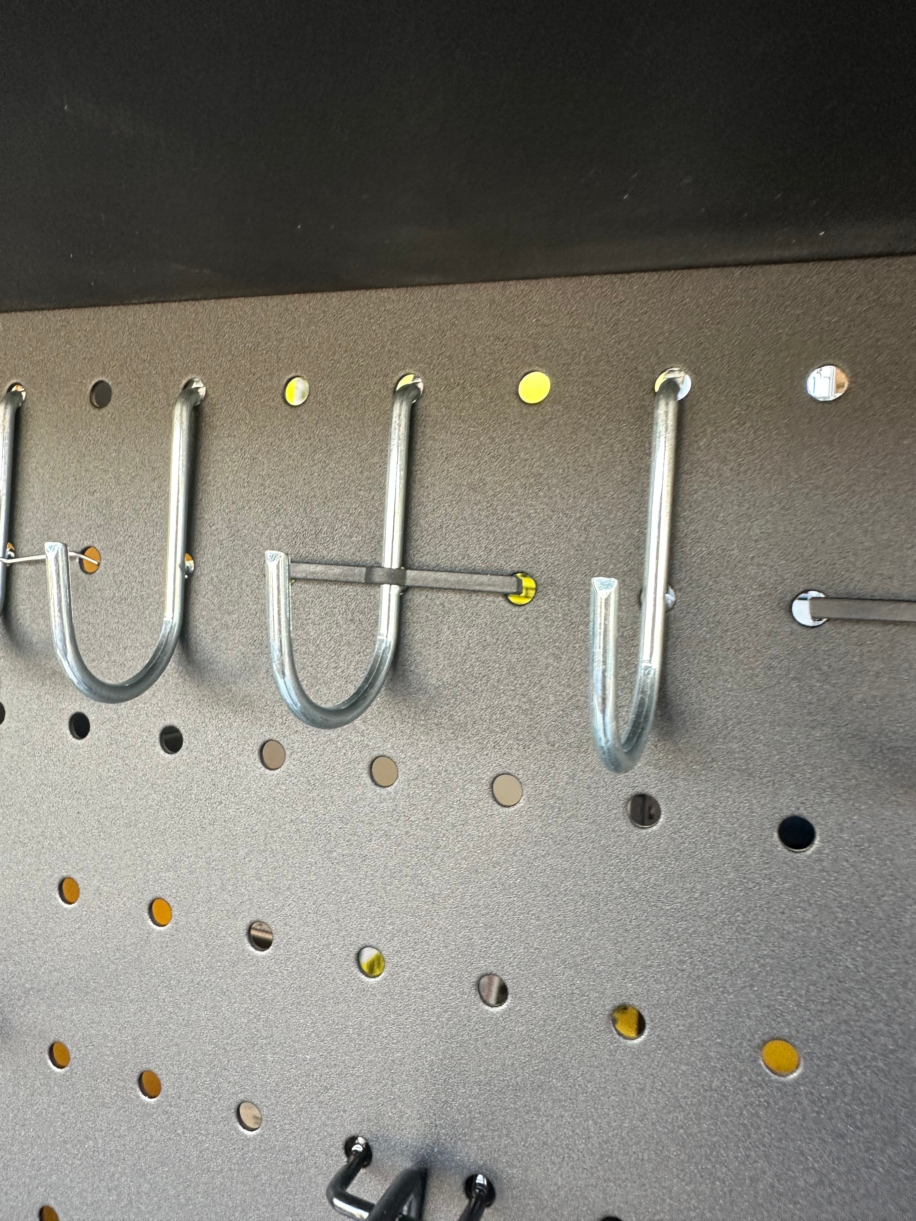 Set 100 fermi in plastica ganci per Arredo Officina Workshopitaly MPS Total Black