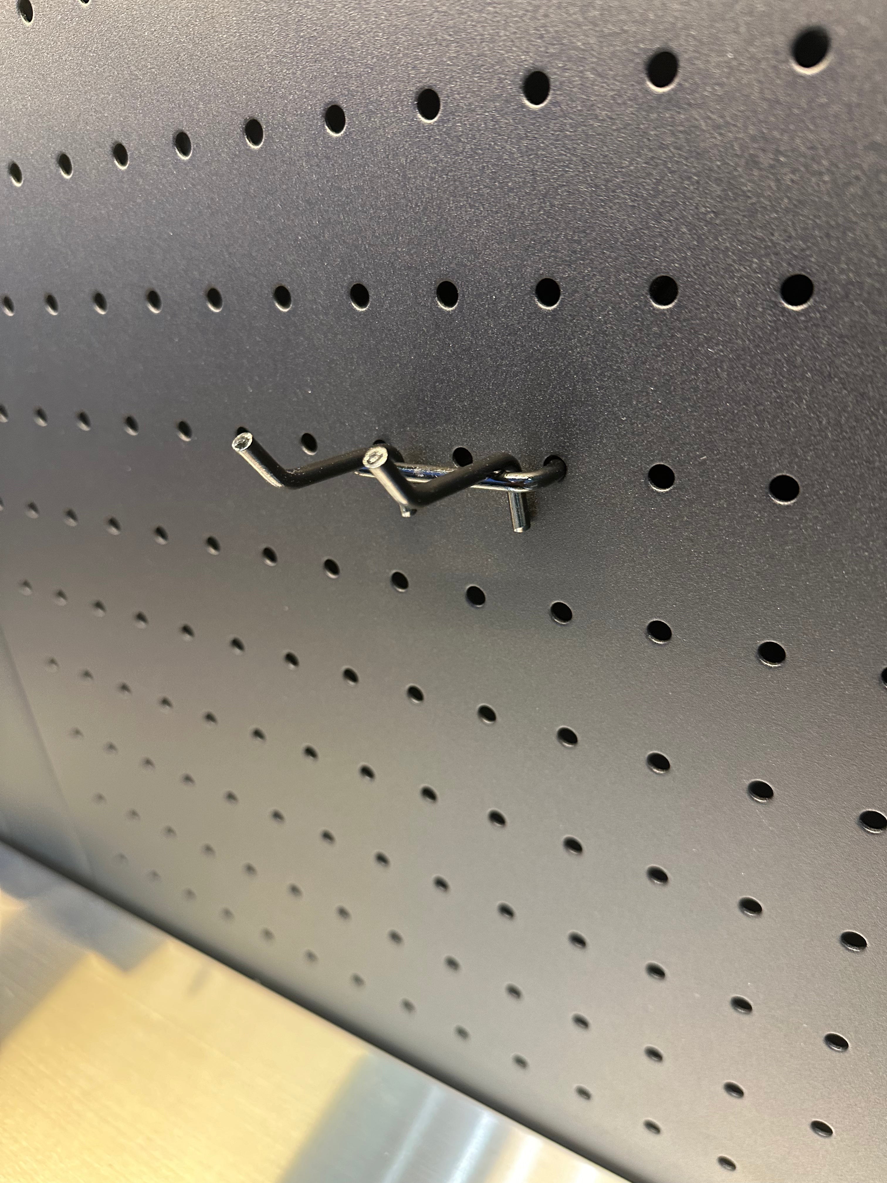 Ganci doppi ad alta resistenza per Arredo Officina Workshopitaly MPS Total Black conf. 12pz.