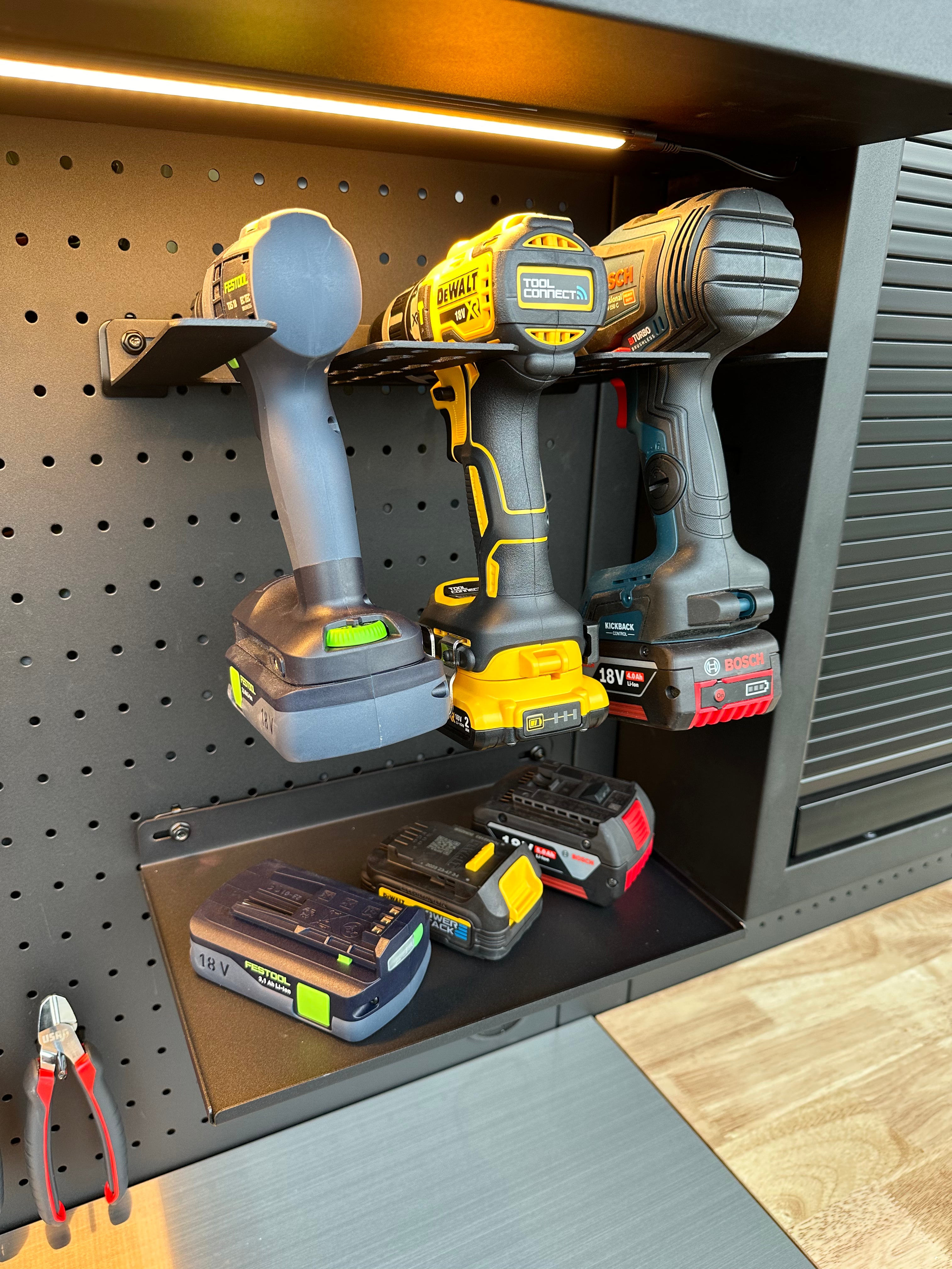 Set 2 supporti elettroutensili per Arredo Officina Workshopitaly MPS Total Black