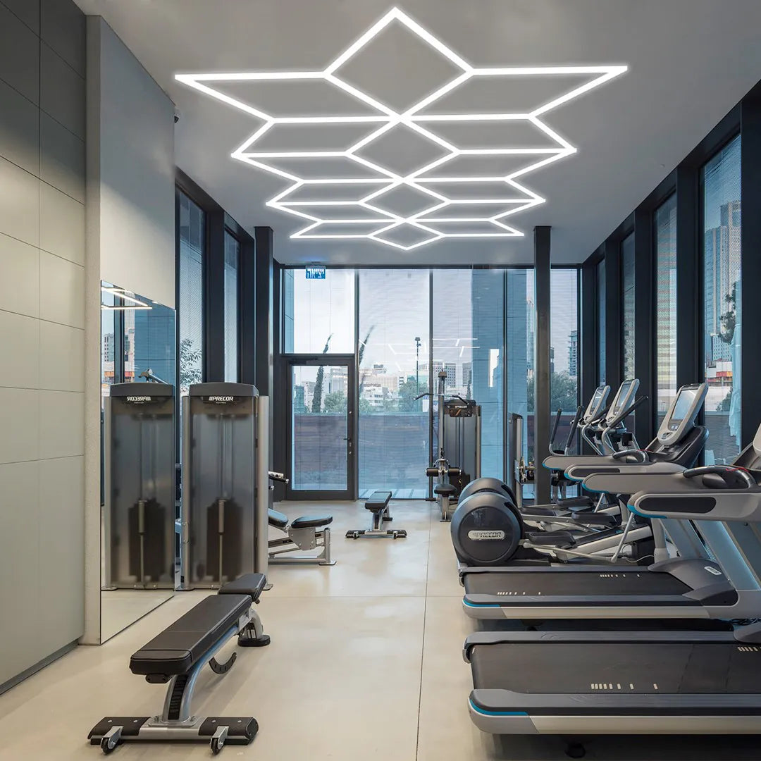 Illuminazione led a soffitto esagonale + triangoli 5,5 x 2,8mt