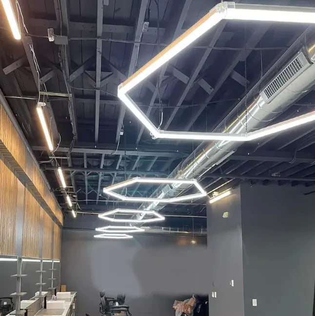 Lampada Led Soffitto 1 luce esagonale 1,2mt 130w