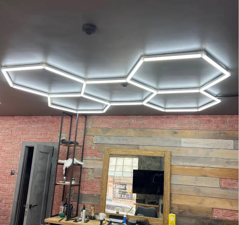 Luce led esagonale a soffitto 5 elementi 3,1mt x 2,2mt