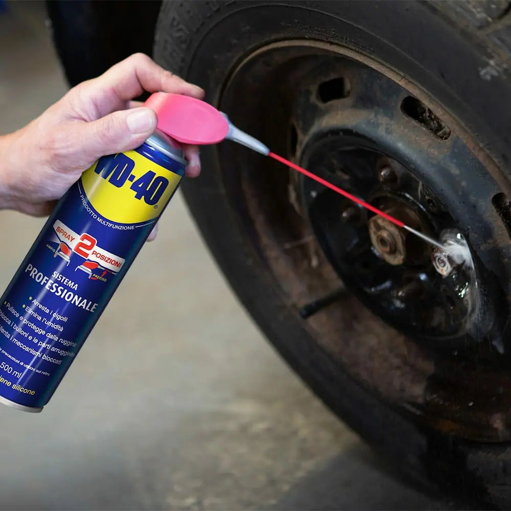Wd40 Spray 500ml conf. 6pz. + Scaldacollo Omaggio