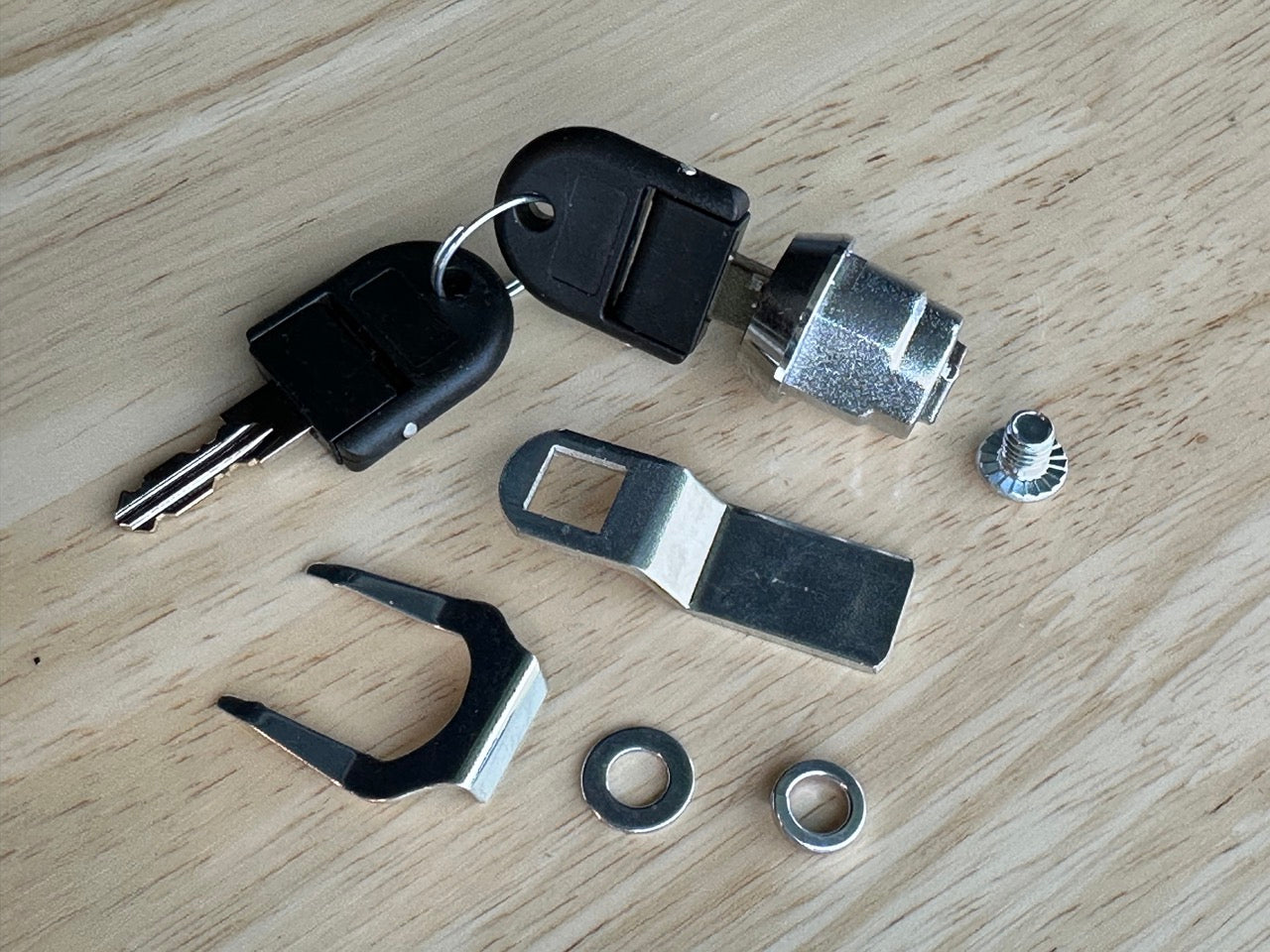 Ricambi per arredo officina MPS