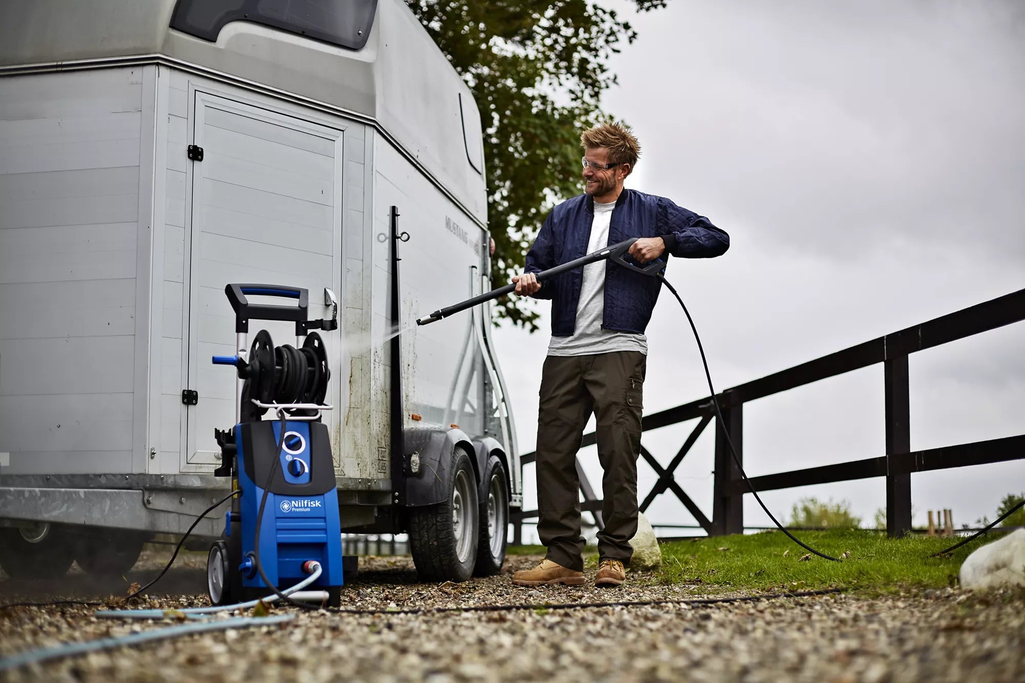 Nilfisk Premium 180-10 Idropulitrice 180 bar acqua fredda CON LAVAPAVIMENTO