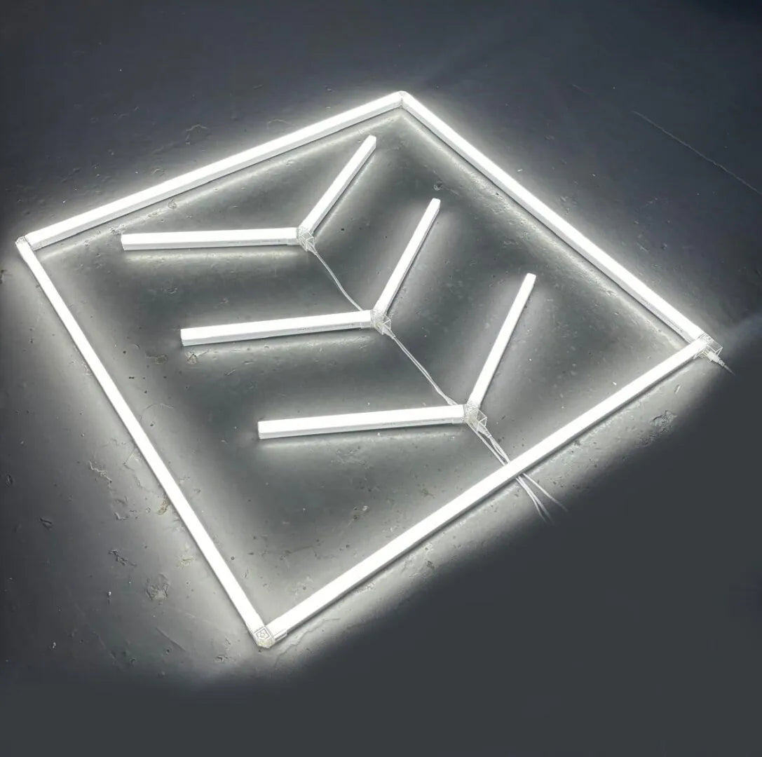 Plafoniera a led 1 quadrato + 3 frecce 1,2M x 1,2M 100W 6500K