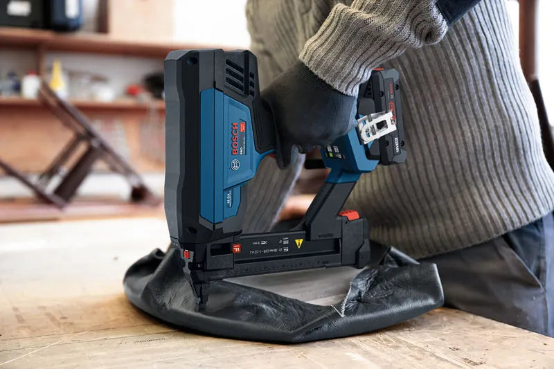 Graffatrice per legno a batteria Bosch GTH18V-38-2M PRO