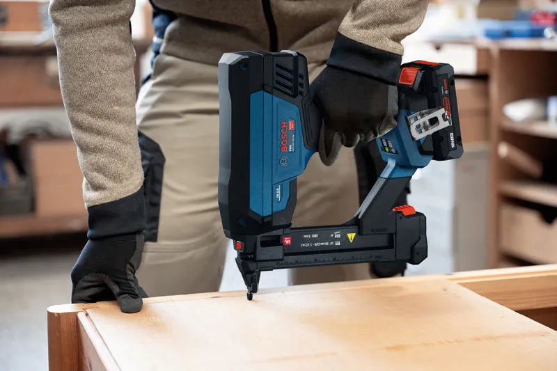 Graffatrice per legno a batteria Bosch GTH18V-38-2M PRO