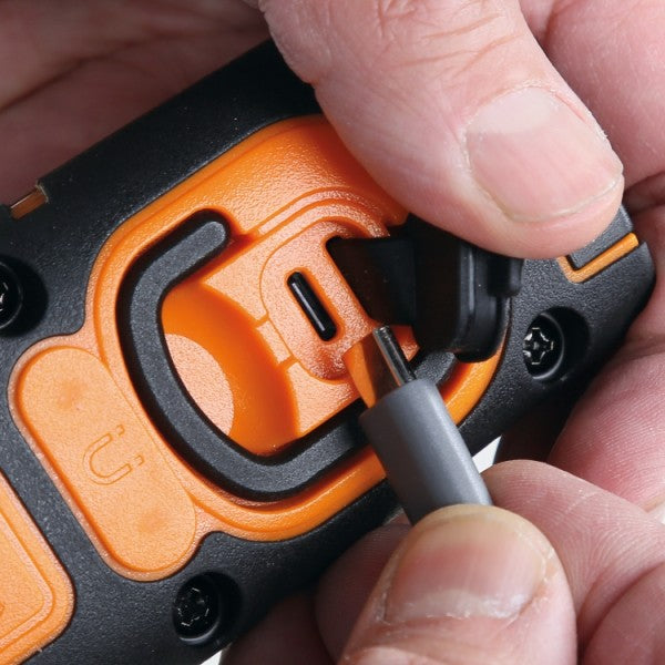 Lampada snodata ricaricabile a LED con ricarica wireless Beta 1838SW