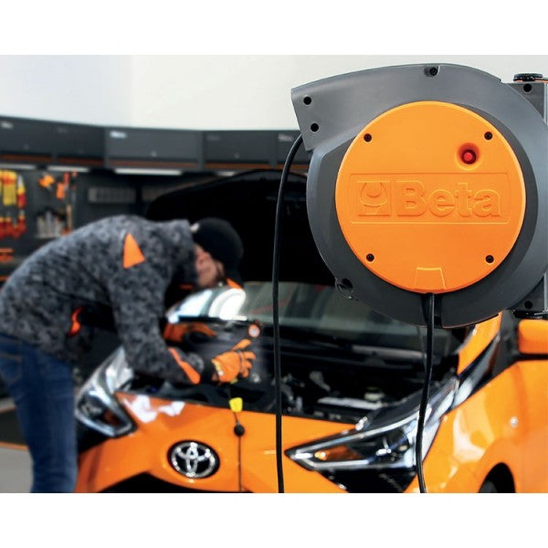 Avvolgitore automatico con cavo 3Gx2,5 mm² Beta 1845