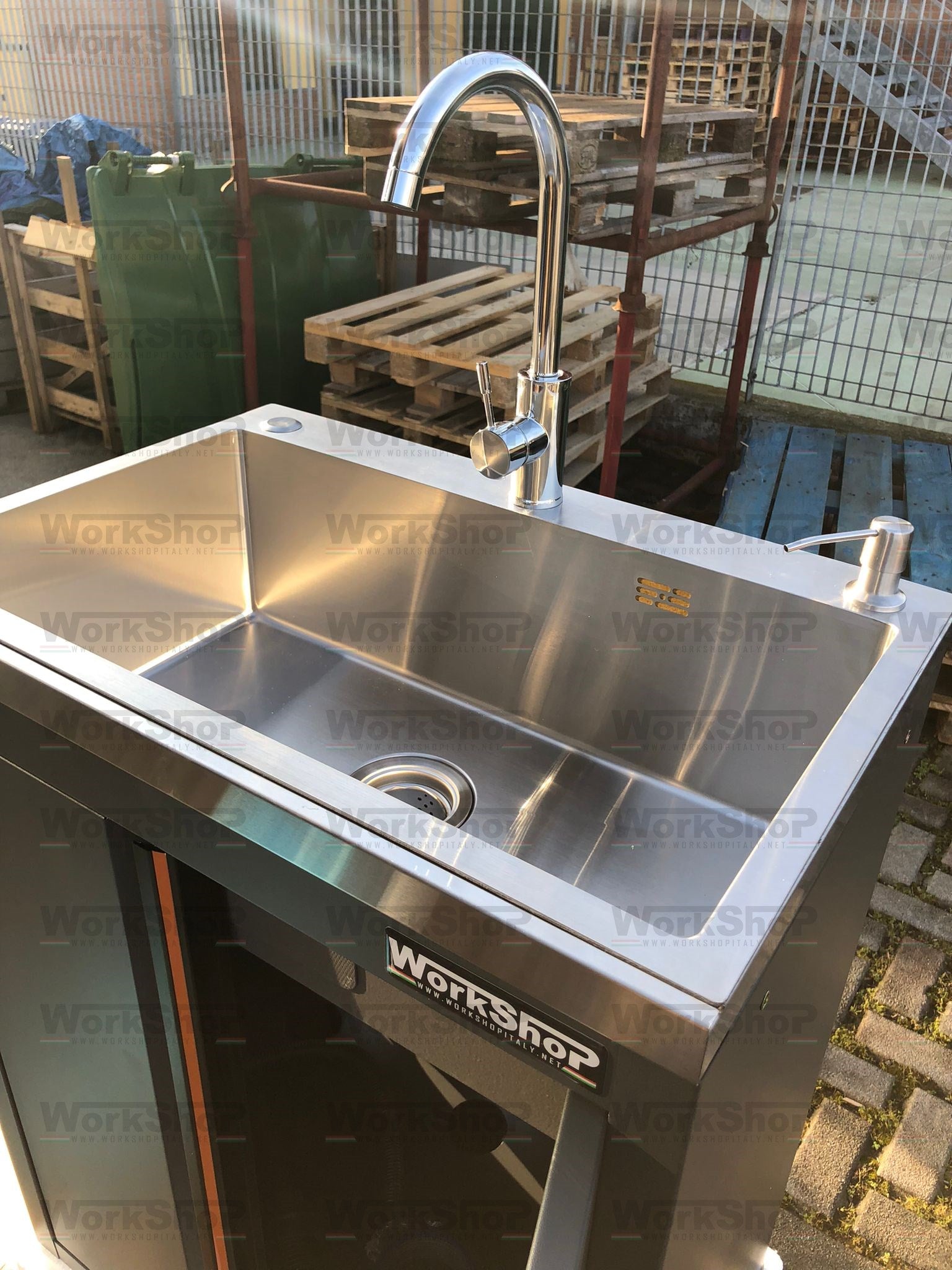 Modulo fisso con lavandino integrato per arredo officina Beta C45PRO ML