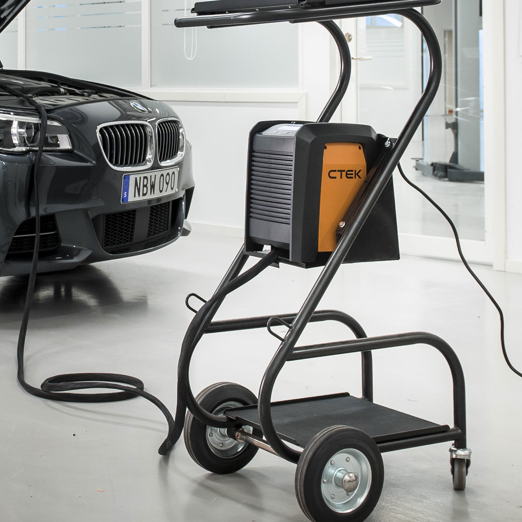 Carrello per caricabatterie/computer (56-604) TROLLEYPRO Ctek