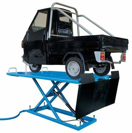 Ponte sollevatore moto, tricicli, quadricicli e citycar 0,6 ton. OMCN 196/OS