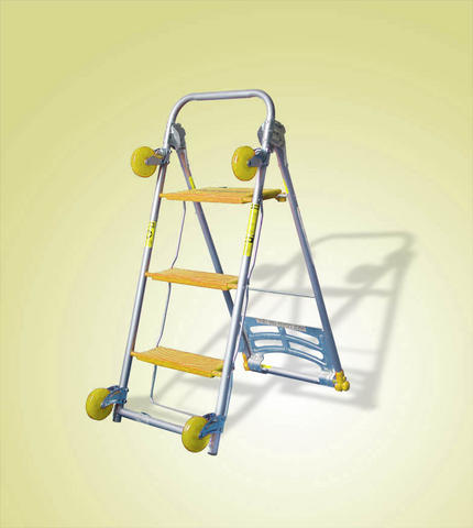 Sgabello trasformabile Svelt Magiko 4