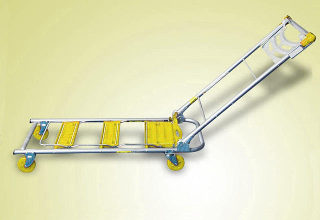 Sgabello trasformabile Svelt Magiko 4