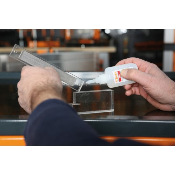 Colla istantanea per giunzioni strutturali istantanee Beta Utensili 9851