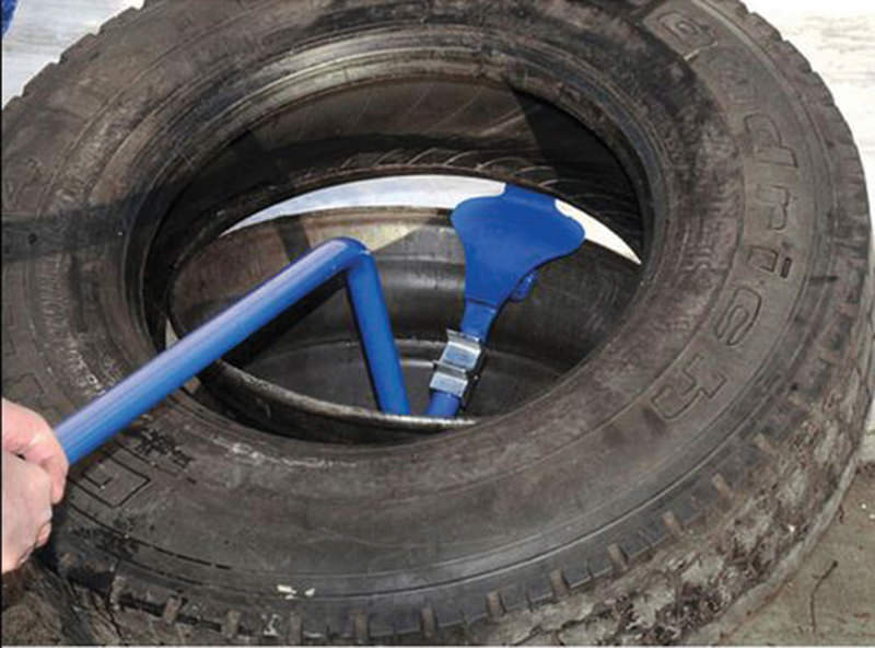 STALLONATORE PER PNEUMATICI AUTOCARRI BGS9095