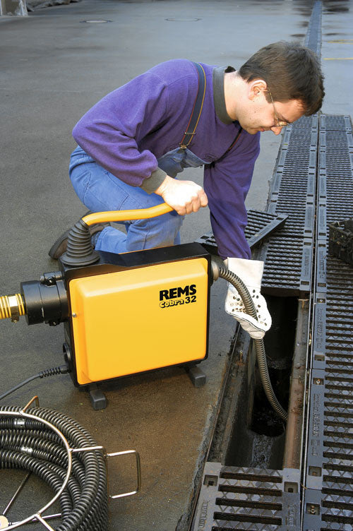 Macchine elettriche per la pulizia delle tubazioni REMS Cobra 22 Set 16+22