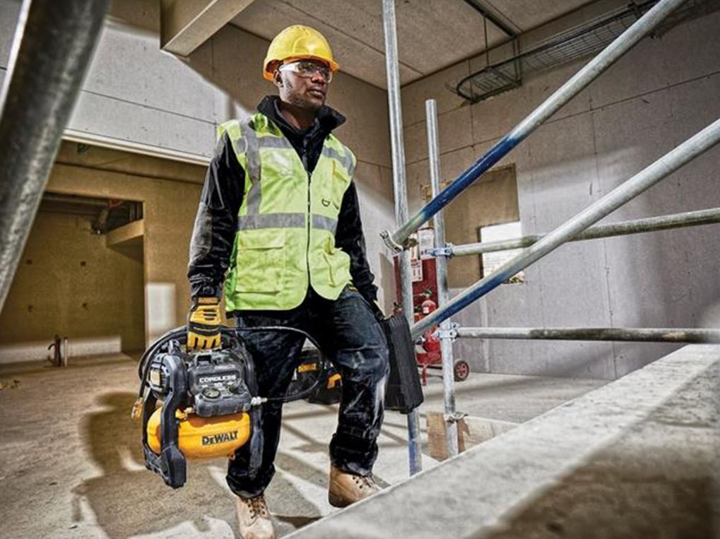 Compressore cordless 54V DeWalt 0,4 Hp 9,5 lt DCC1054T2-QW