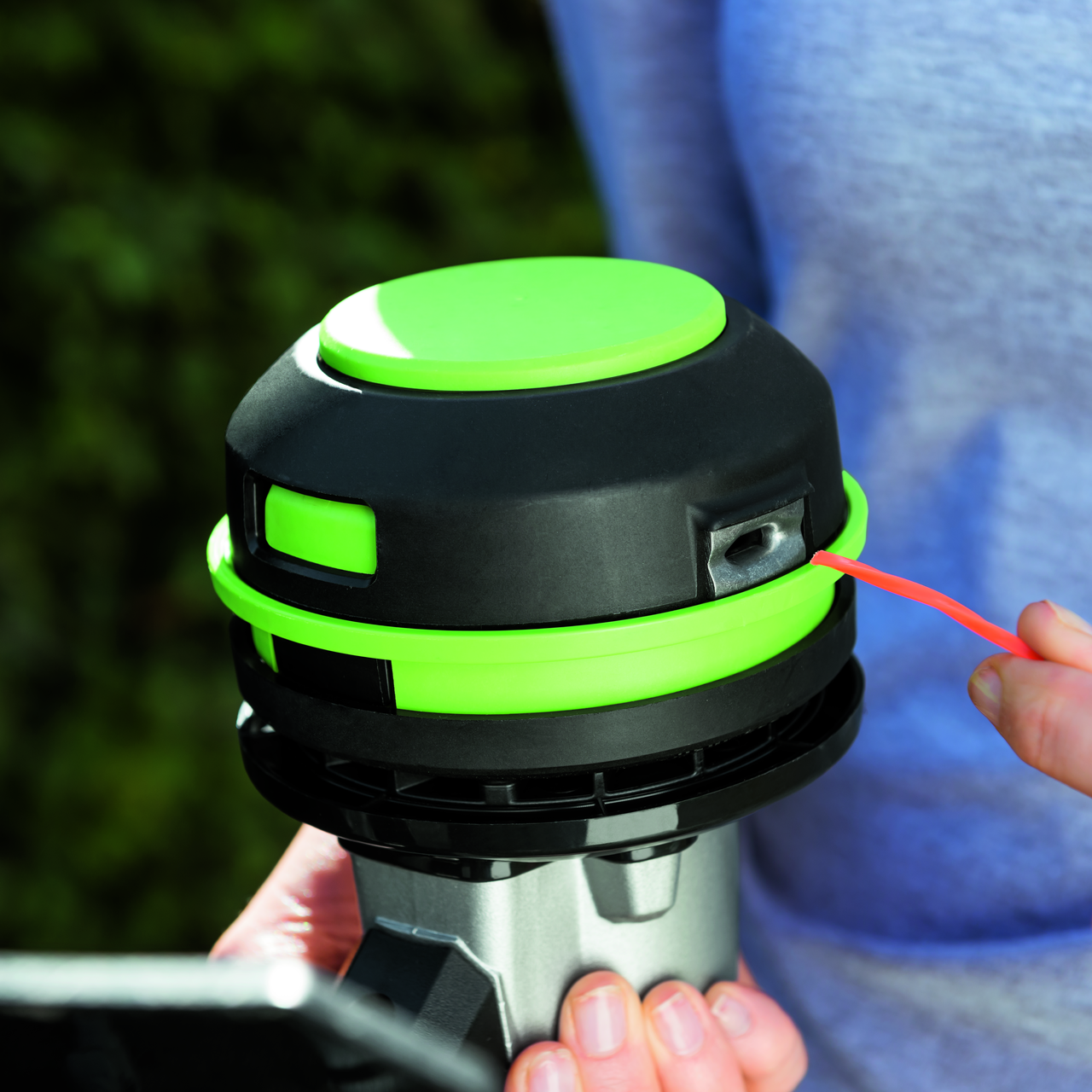 Decespugliatore a batteria 56 volts Ego ST1510E copro macchina