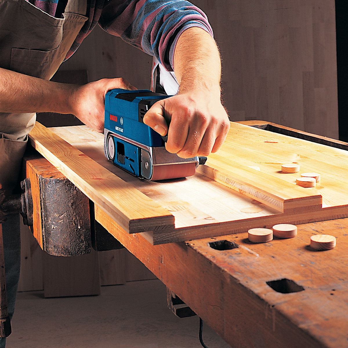 Levigatrice a nastro GBS 75 AE Set Bosch Professional