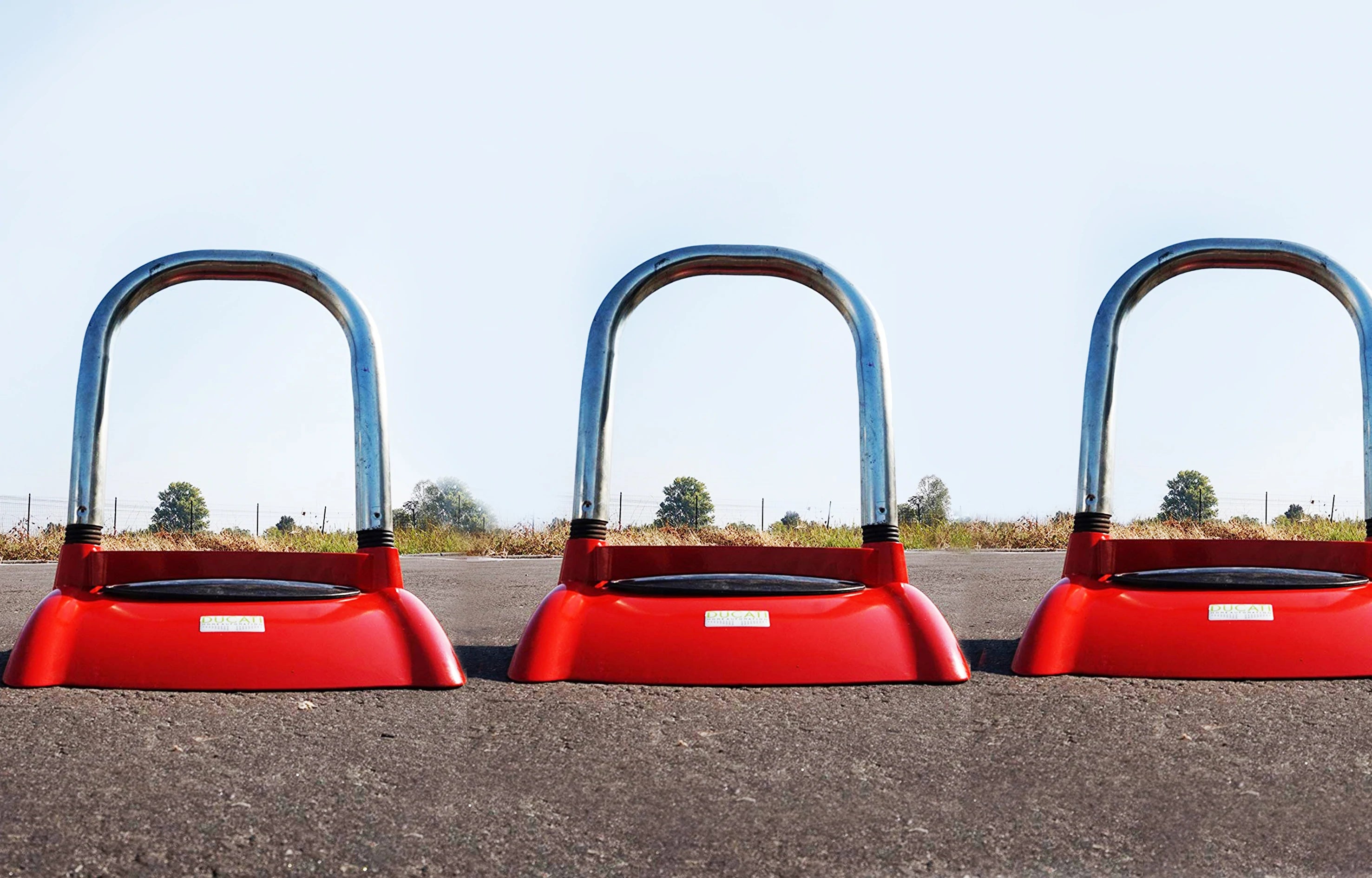 Park Defender dissuasore di sosta a batteria con radiocomando DUCATI HOME My Park