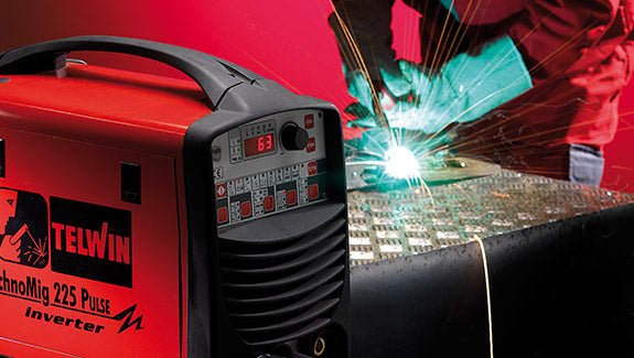 Saldatrice inverter a filo Telwin TECHNOMIG 225 PULSE 230V + ACC.