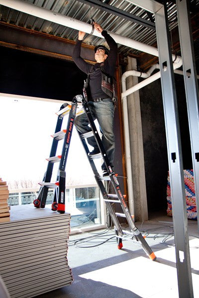 Scala telescopica vetroresina super-accessoriata Svelt Dark