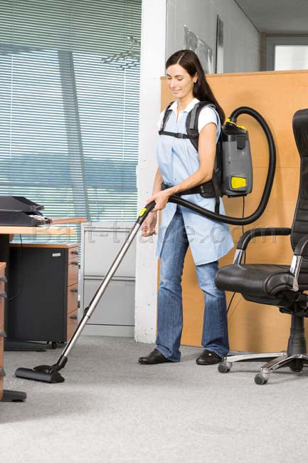 Aspirapolvere spalleggiato Professionale a zaino karcher BV 5/1