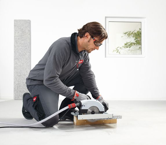 Troncatrice ad acqua con lama diamantata per pietre FLEX CS 60 WET