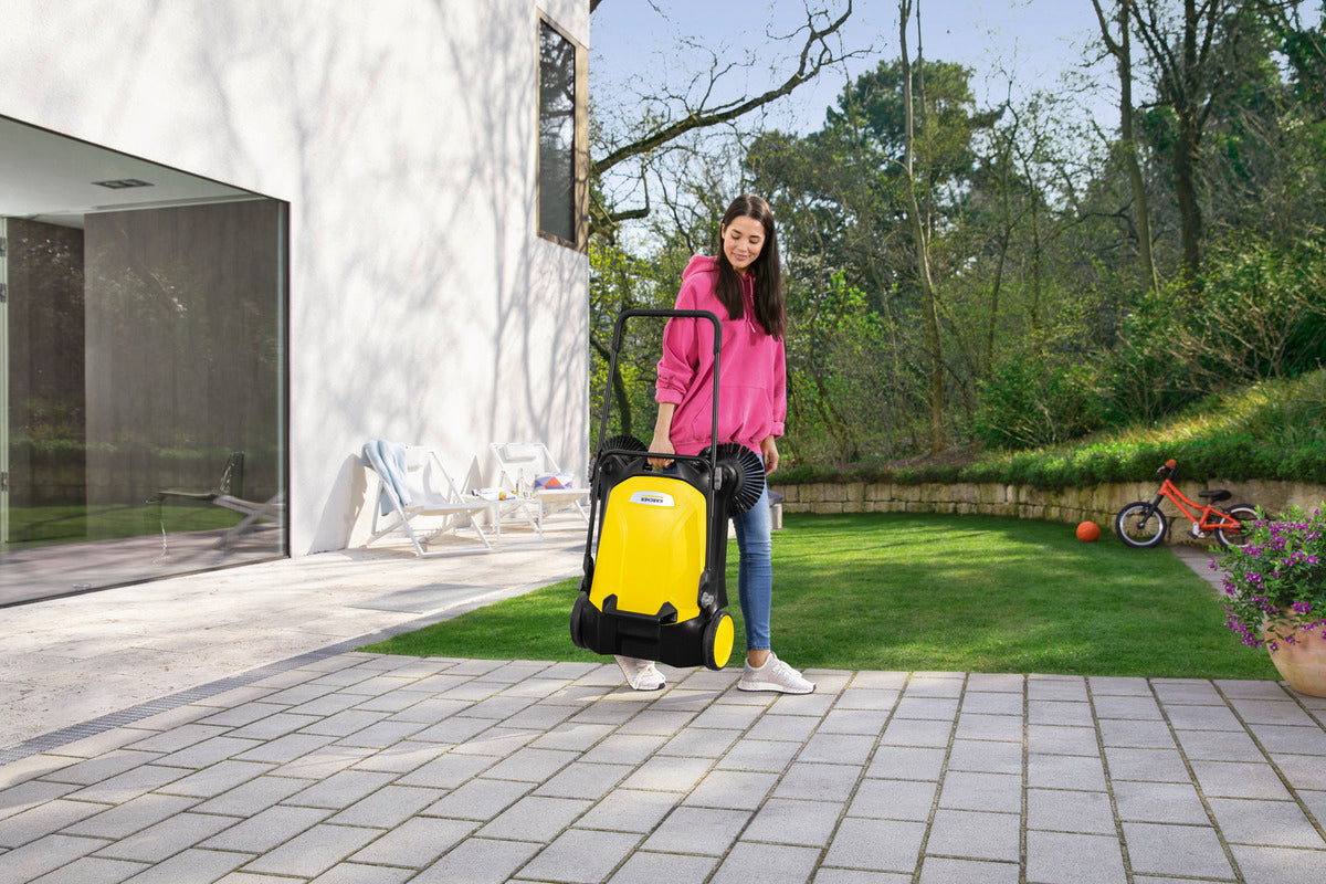 Spazzatrice manuale S4 TWIN Karcher