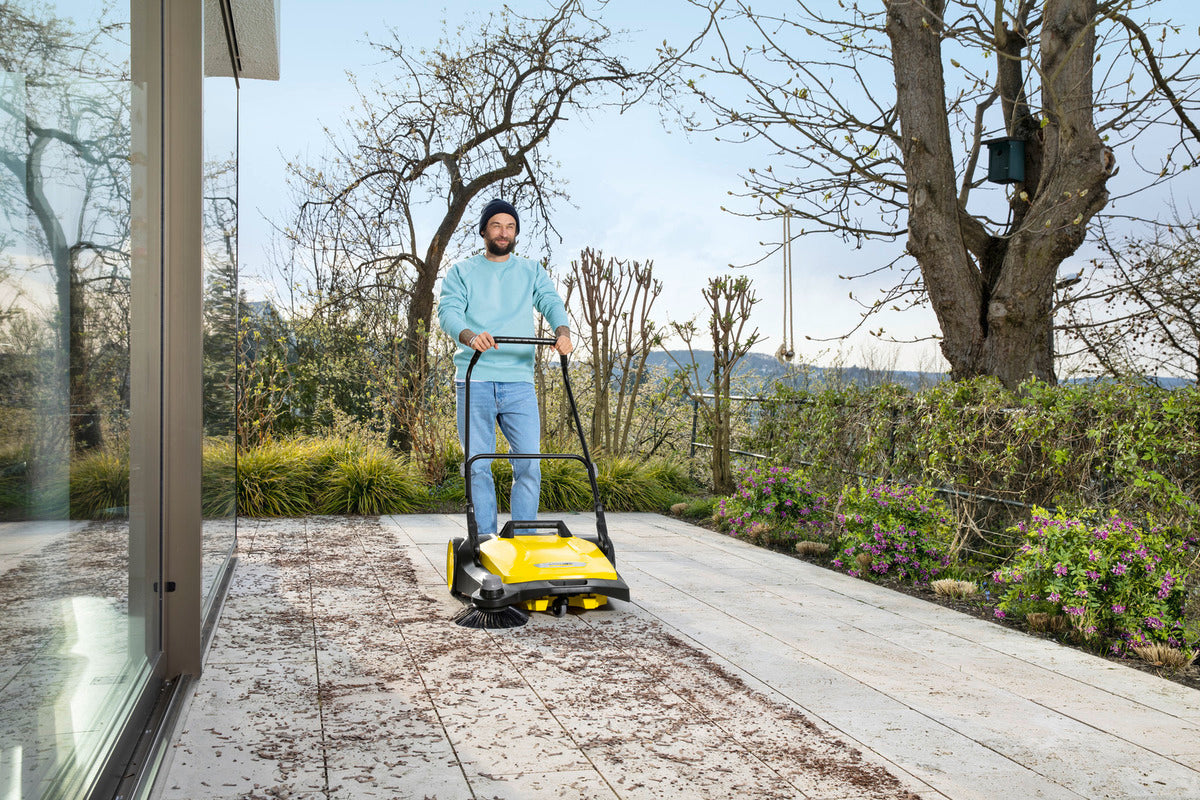 Spazzatrice manuale S6 Karcher
