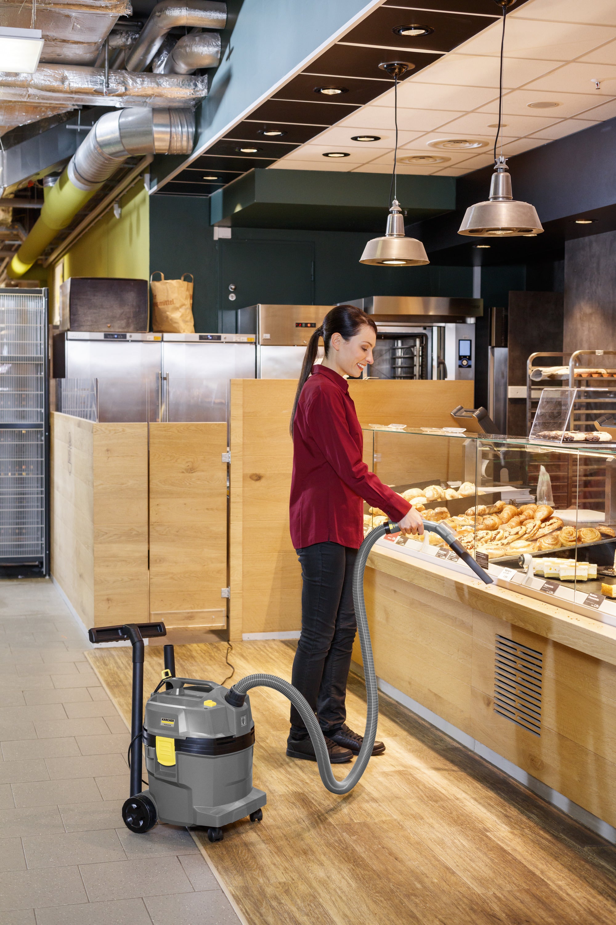 Aspiratore solidi/liquidi NT 22/1 Ap L Karcher Professionale