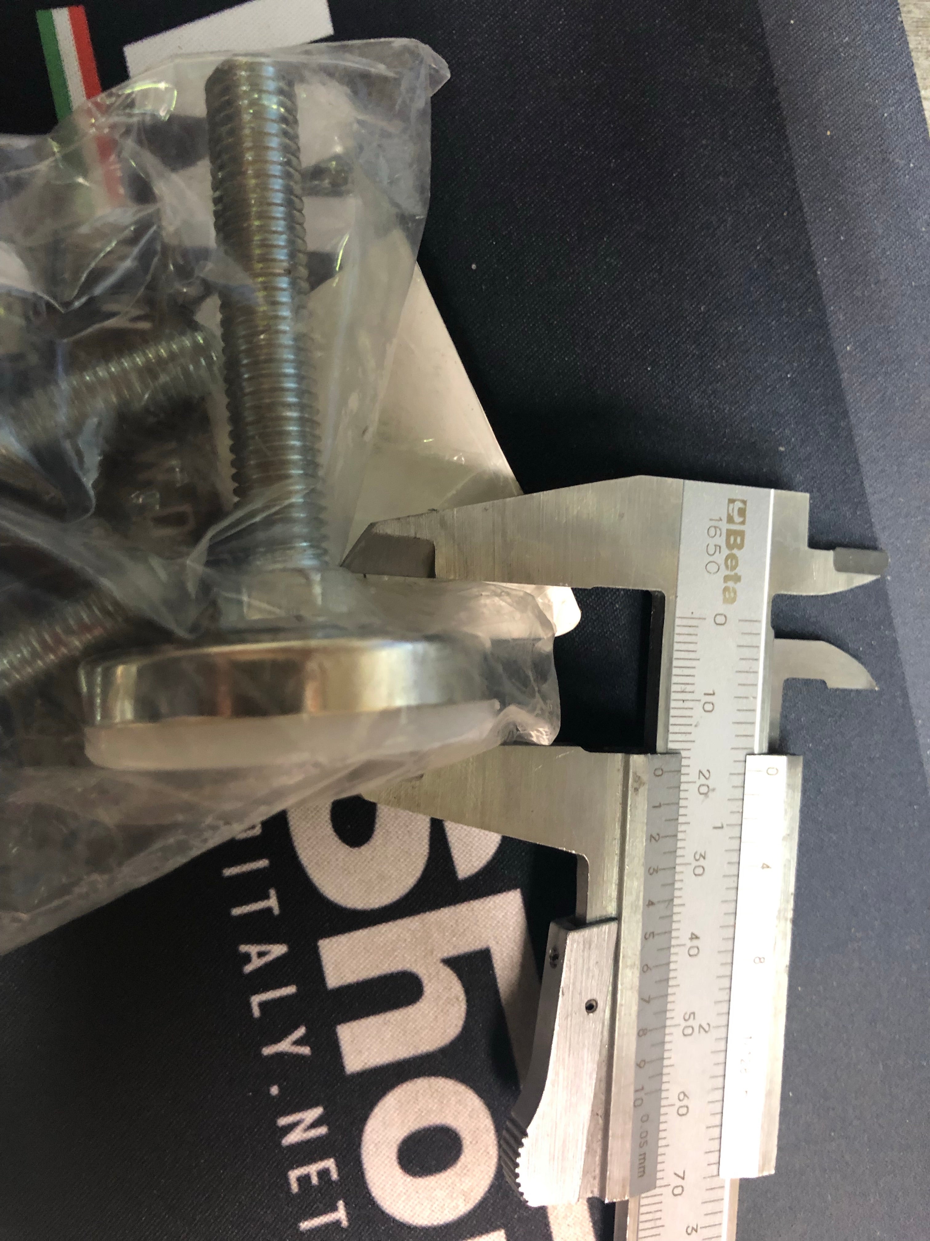 Set 4 piedini per Arredo Officina Beta C45 K4P