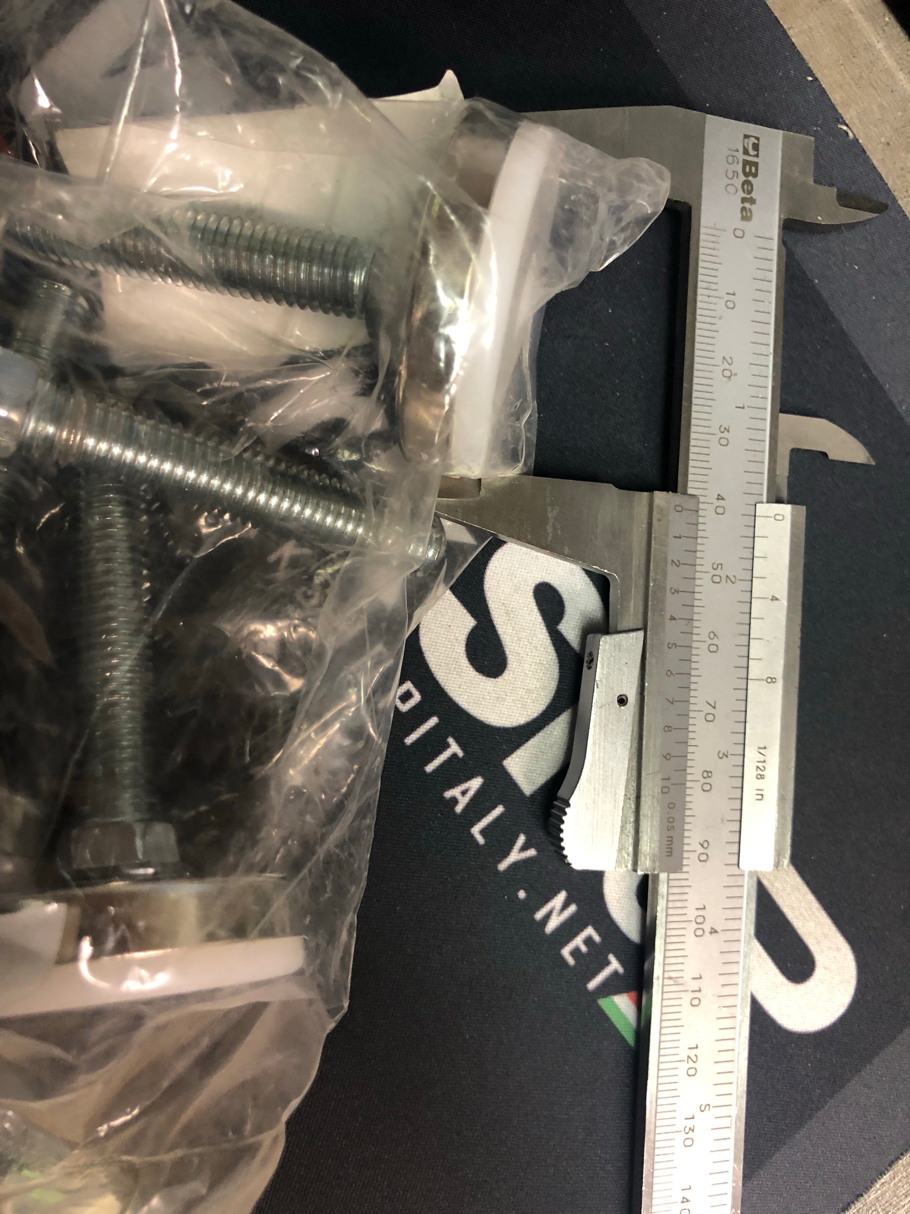 Set 4 piedini per Arredo Officina Beta C45 K4P