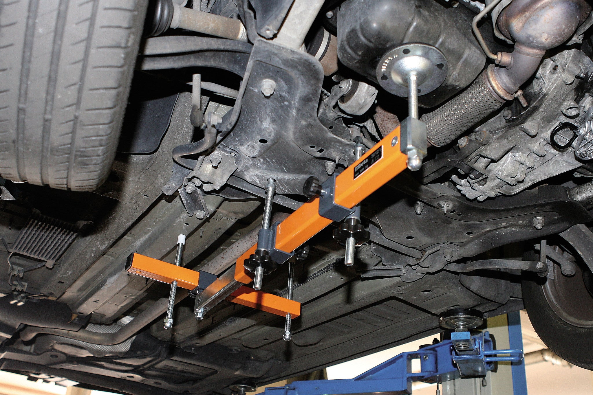 Staffa sostegno motore inferiore Beta 3012I