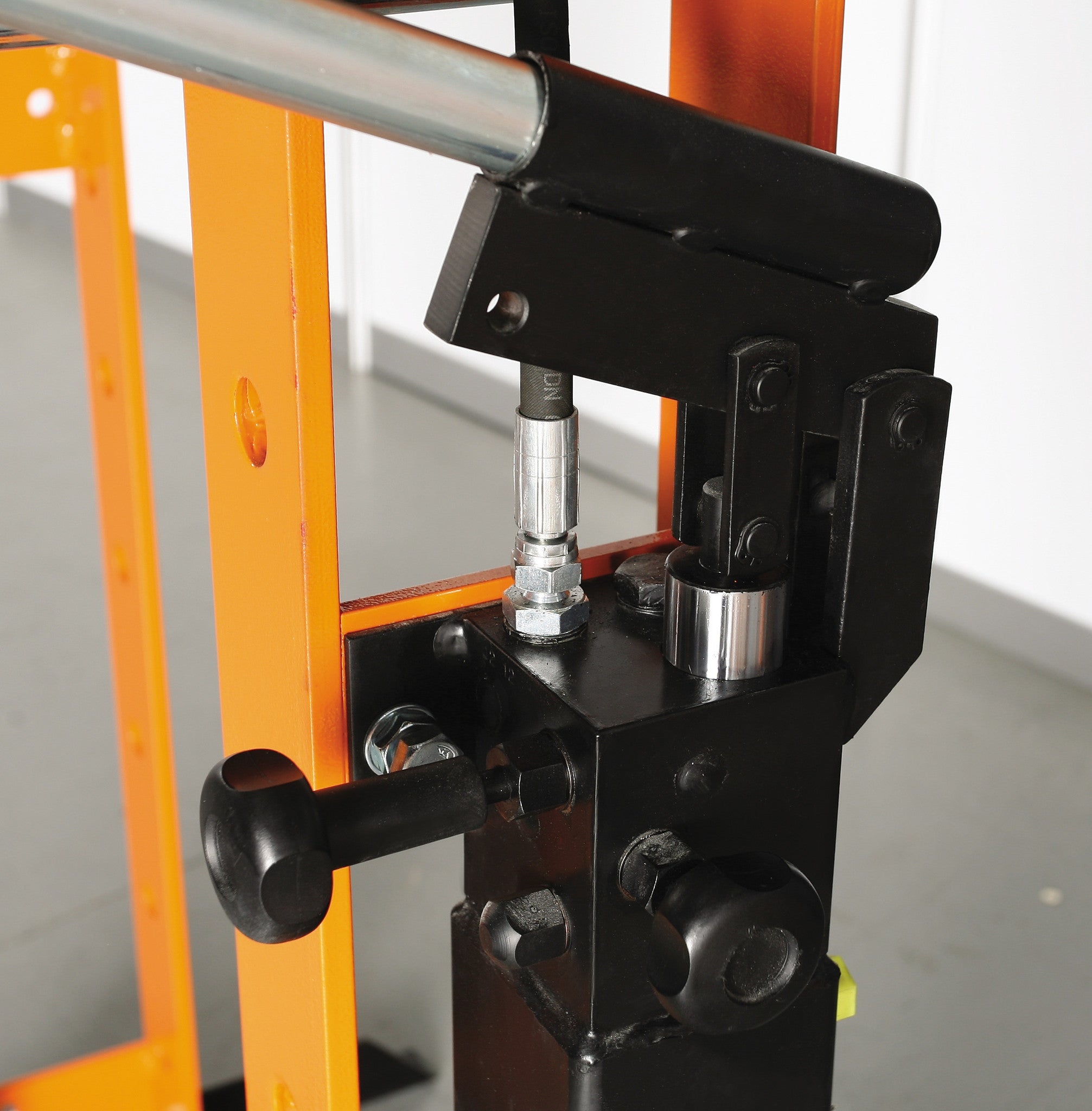 Pressa idraulica 10 Ton con pistone mobile Beta 3027N 10