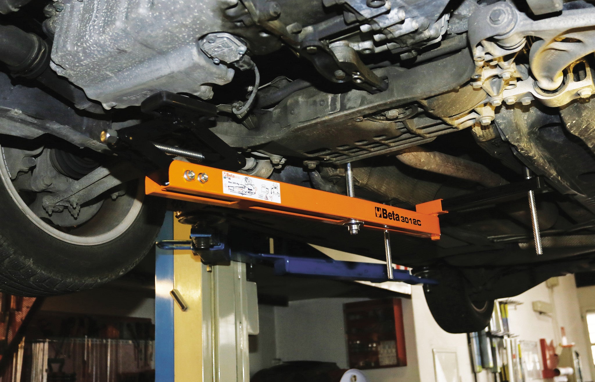 Staffa sostegno motore inferiore Beta 3012C