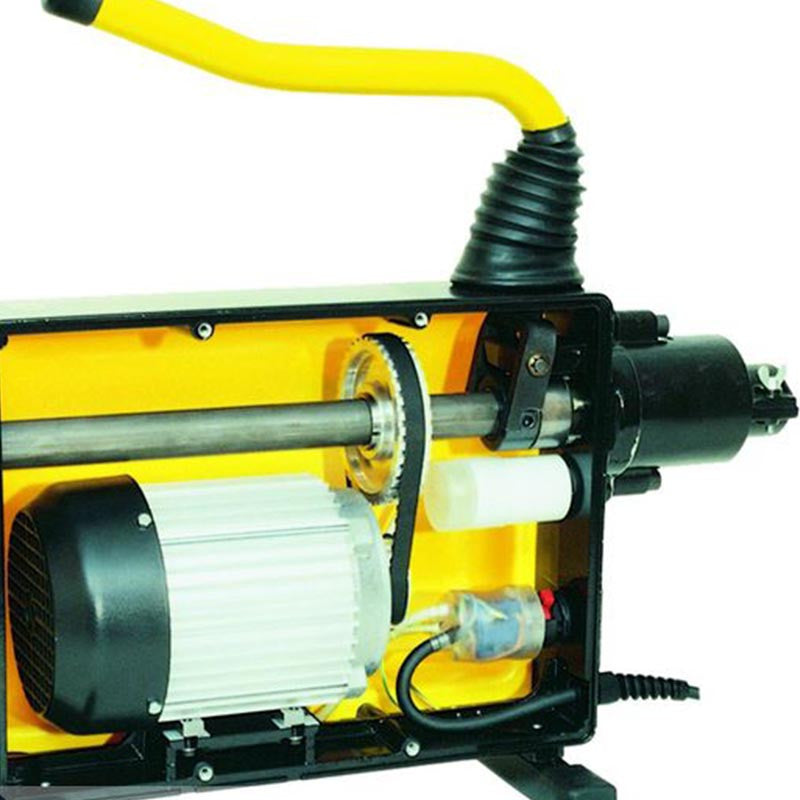 Macchine elettriche per la pulizia delle tubazioni REMS Cobra 22 Set 16+22