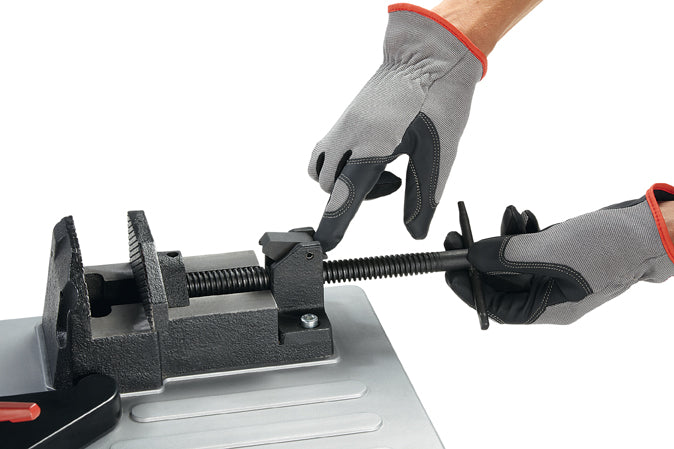 Sega a nastro per metallo con telaio orientabile FLEX SBG 4910