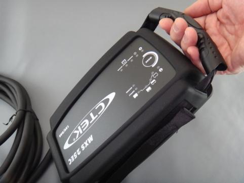 Bumper/Antiscivolo 300 (25 A – 14 A) Ctek 40-060