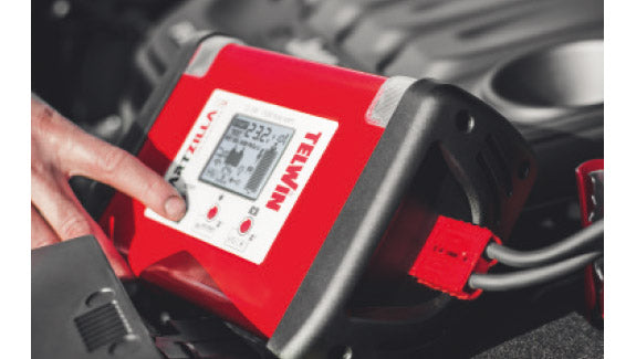 Avviatore a batteria per auto Telwin STARTZILLA 3024 12-24V