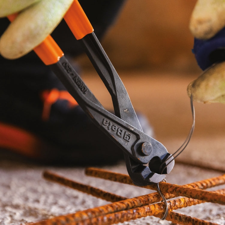 Tenaglia per cementisti con manici ricoperti in PVC Beta 1098NPL
